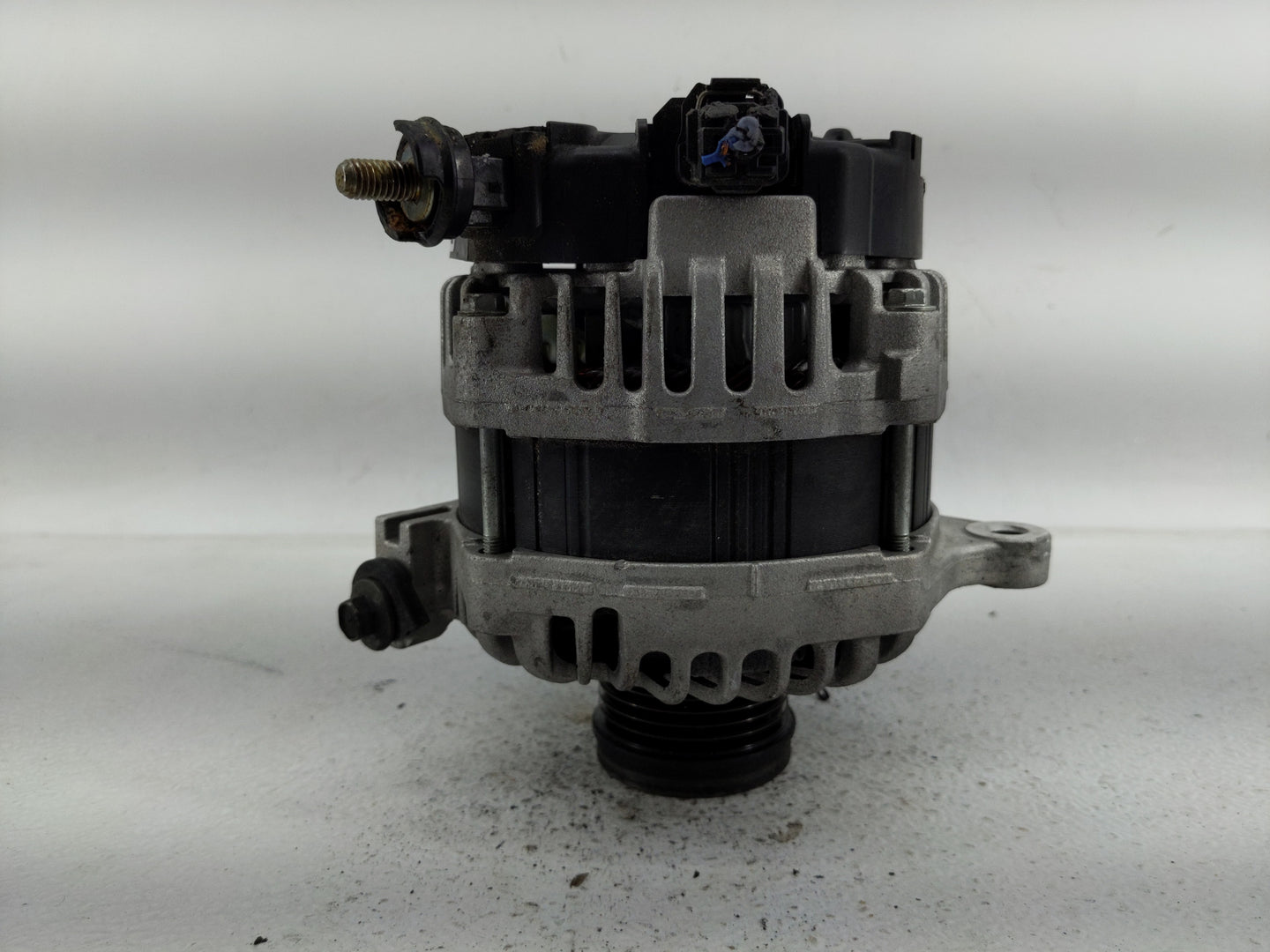 2020 Subaru Forester Alternator Replacement Generator Charging Assembly Engine OEM P/N:A5TV1281 23700 AB051 Fits Fits 2022 O