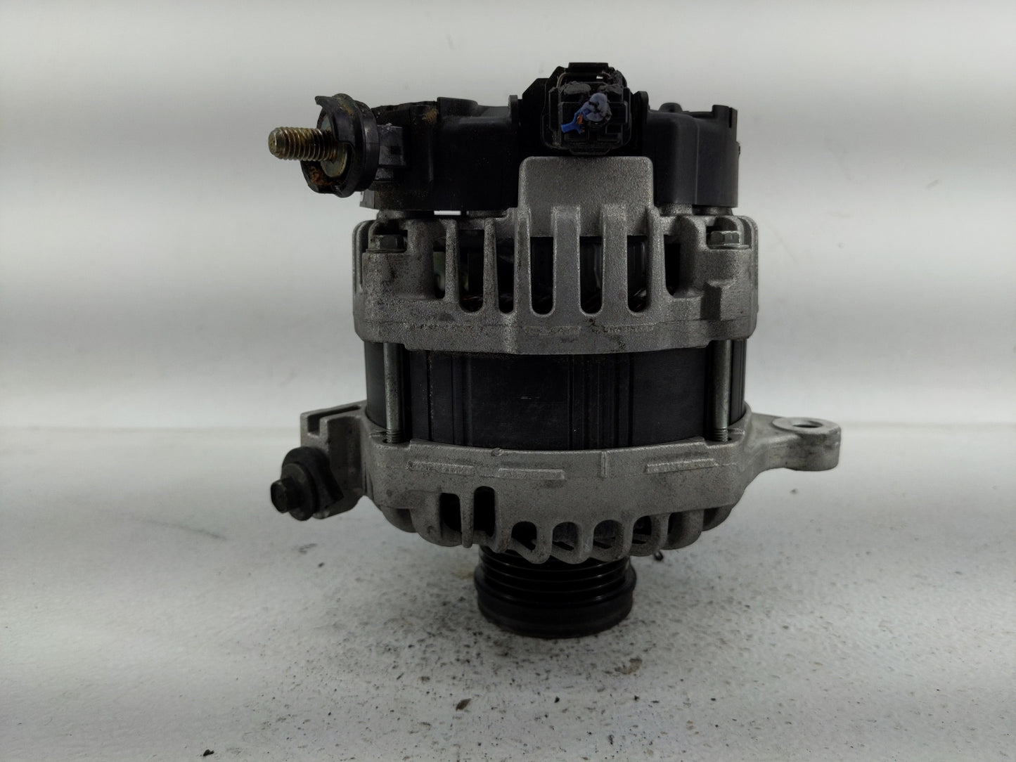 2020 Subaru Forester Alternator Replacement Generator Charging Assembly Engine OEM P/N:A5TV1281 23700 AB051 Fits Fits 2022 O