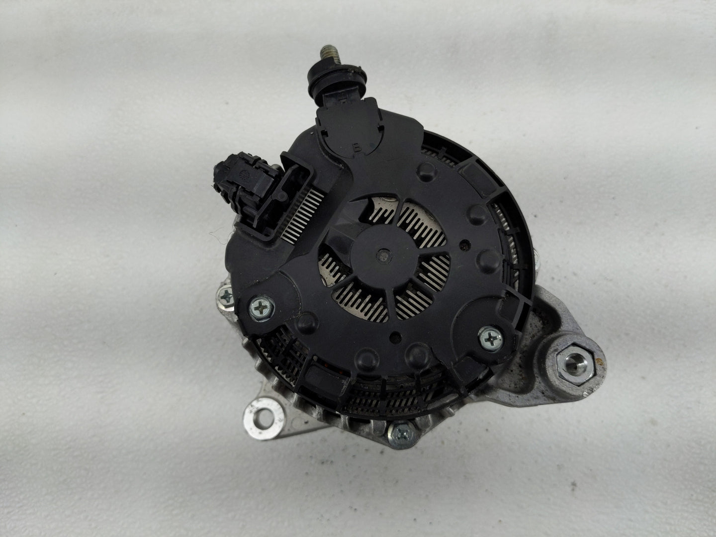 2020 Subaru Forester Alternator Replacement Generator Charging Assembly Engine OEM P/N:23700 AB051 23700 AB054 Fits Fits 202