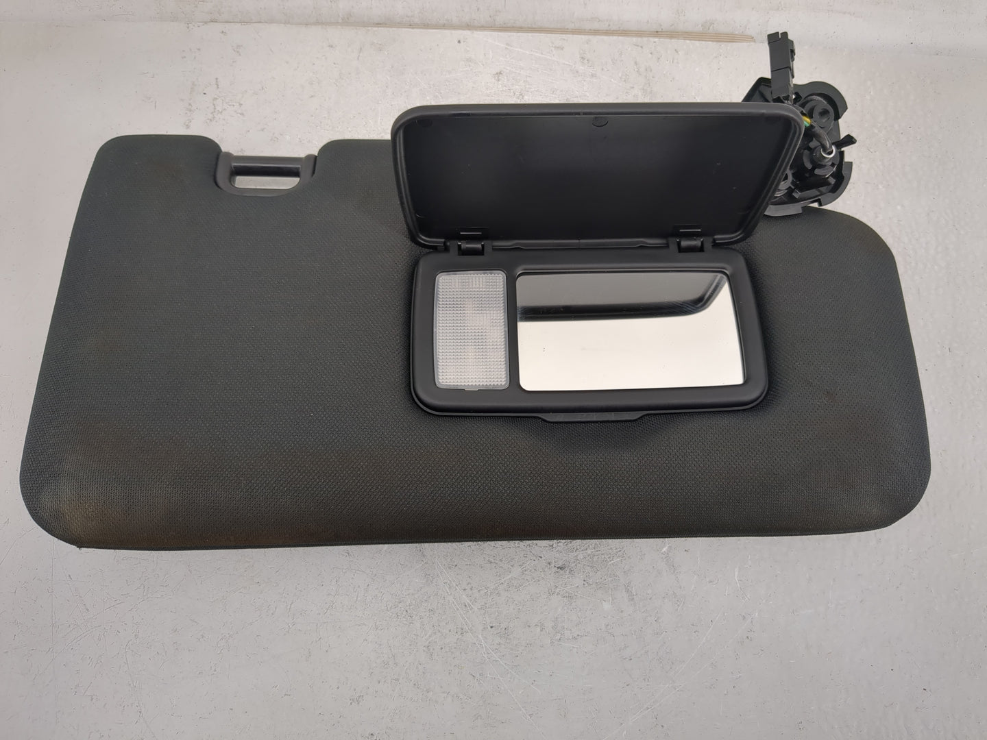 2020 Subaru Forester Sun Visor Shade Replacement Passenger Right Mirror Fits OEM Used Auto Parts - Oemusedautoparts1.com