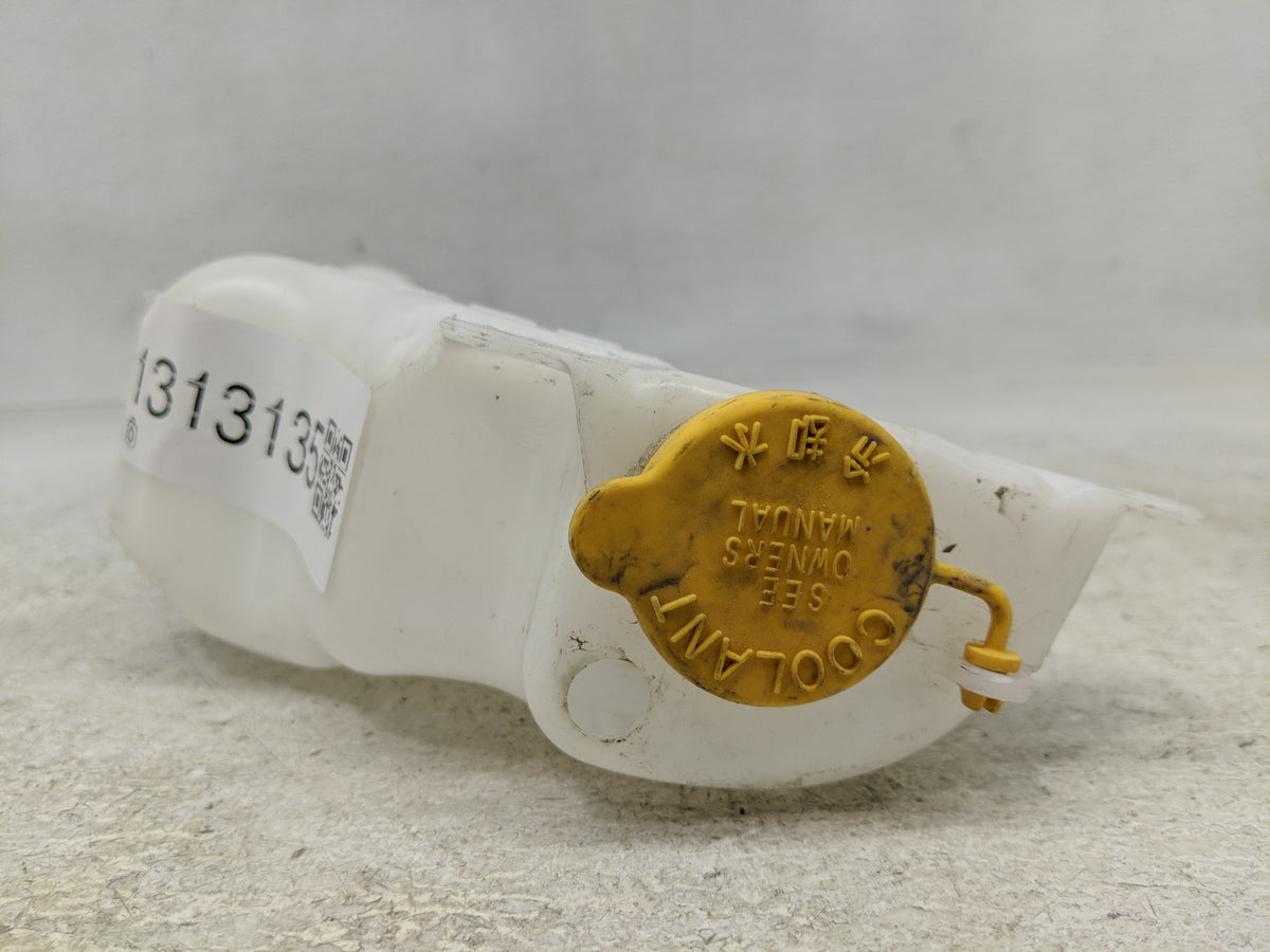 2020 Subaru Forester Radiator Coolant Overflow Expansion Tank Bottle - Oemusedautoparts1.com