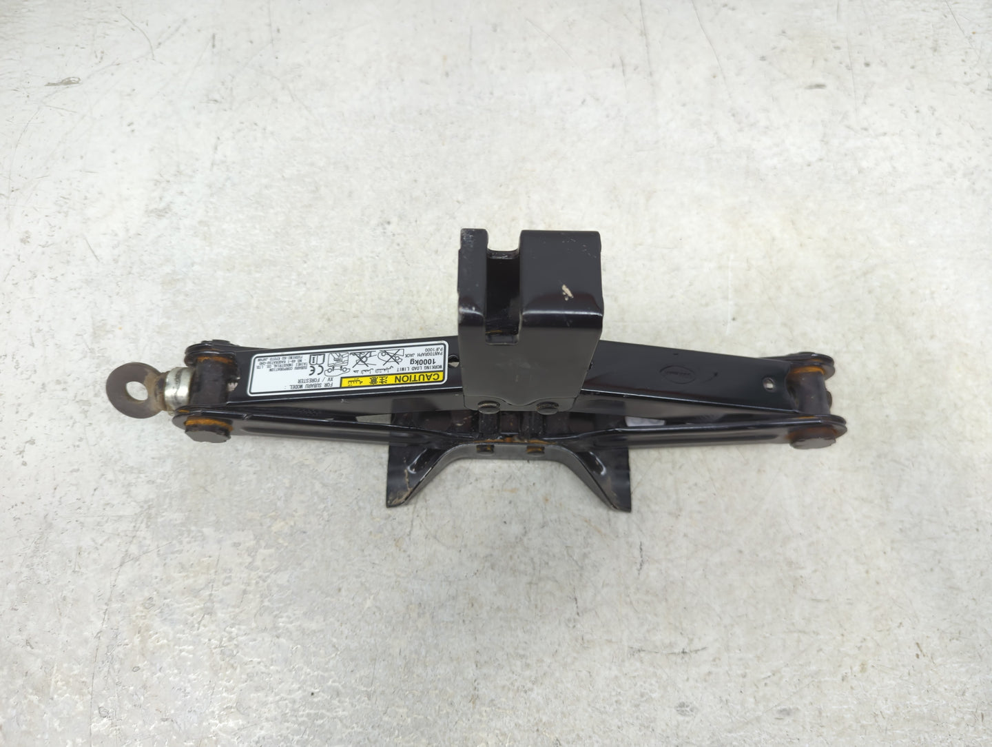 2020 Subaru Forester Spare Scissor Car Jack - Oemusedautoparts1.com