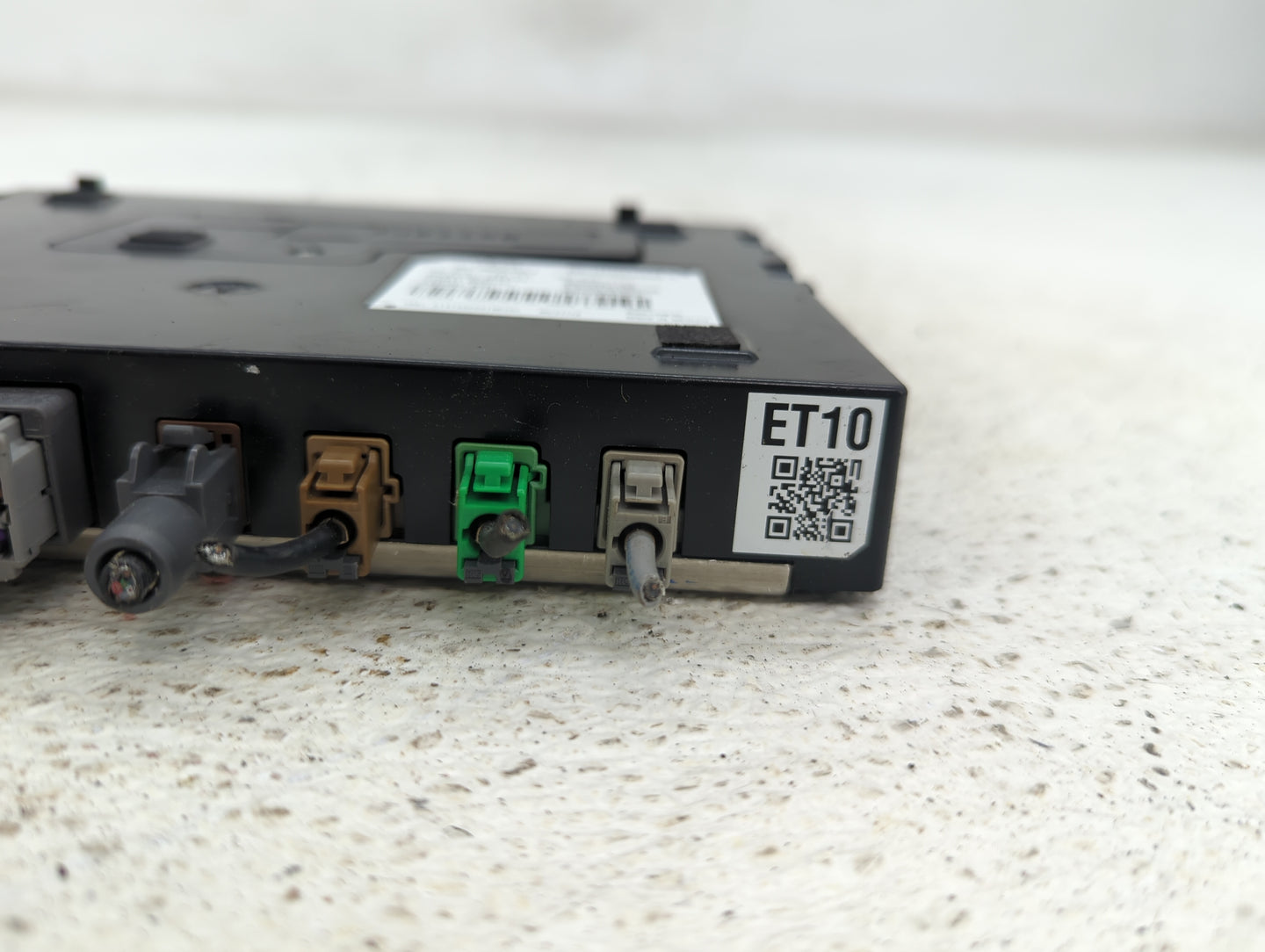 2021-2022 Subaru Forester Communication Control Module 86222sj100 - Oemusedautoparts1.com