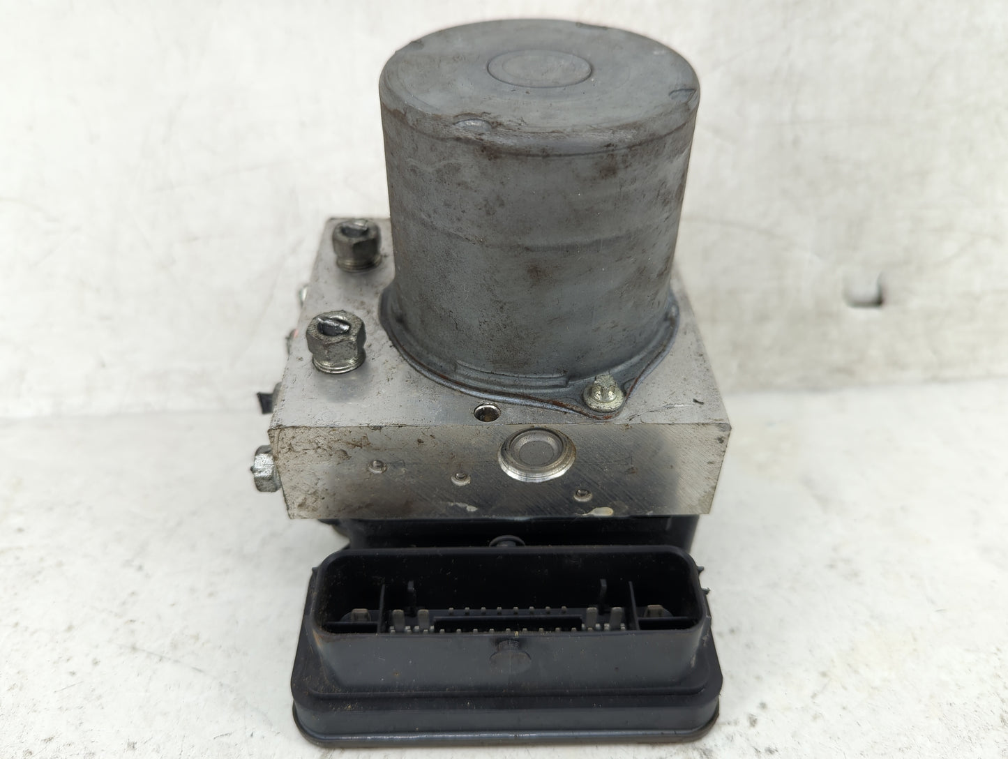 2020 Subaru Forester ABS Pump Control Module Replacement P/N:0265956717 2265106582, 1204969, 5220603 Fits OEM Used Auto Part