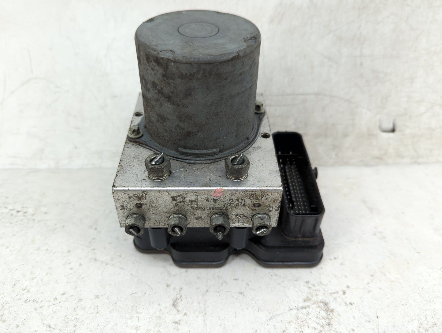 2020 Subaru Forester ABS Pump Control Module Replacement P/N:0265956717 2265106582, 1204969, 5220603 Fits OEM Used Auto Part