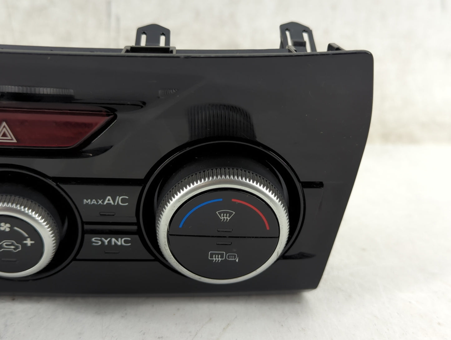 2019-2021 Subaru Forester Climate Control Module Temperature AC/Heater Replacement P/N:72311SJ651 T97851B Fits Fits 2019 202
