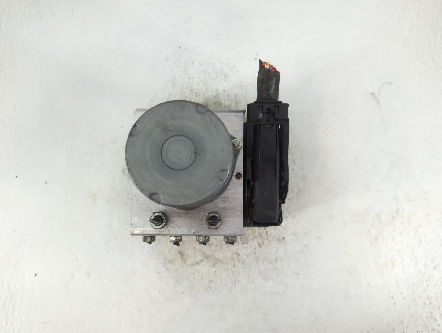 2020 Subaru Forester ABS Pump Control Module Replacement P/N:27536SJ050 Fits OEM Used Auto Parts - Oemusedautoparts1.com