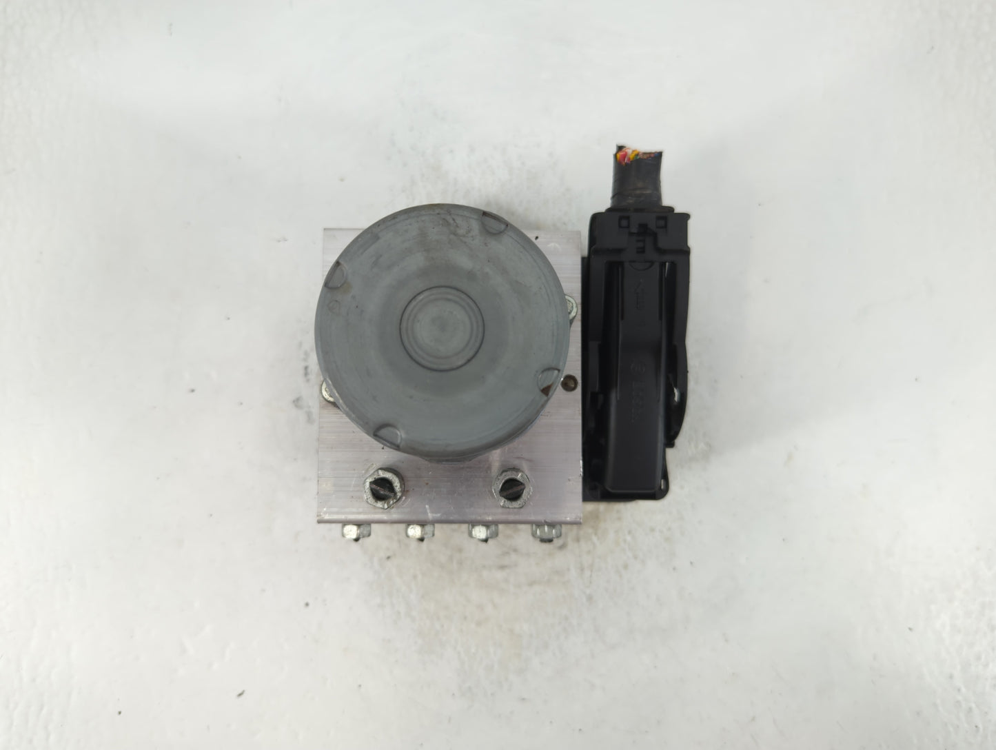 2020-2021 Subaru Forester ABS Pump Control Module Replacement P/N:275365 J050 970 058 Fits Fits 2020 2021 OEM Used Auto Part