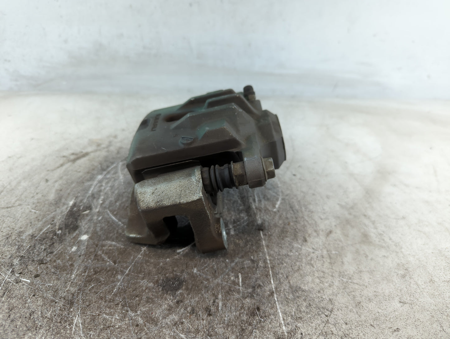 2017-2022 Subaru Impreza Front Driver Left Brake Caliper 699625 - Oemusedautoparts1.com