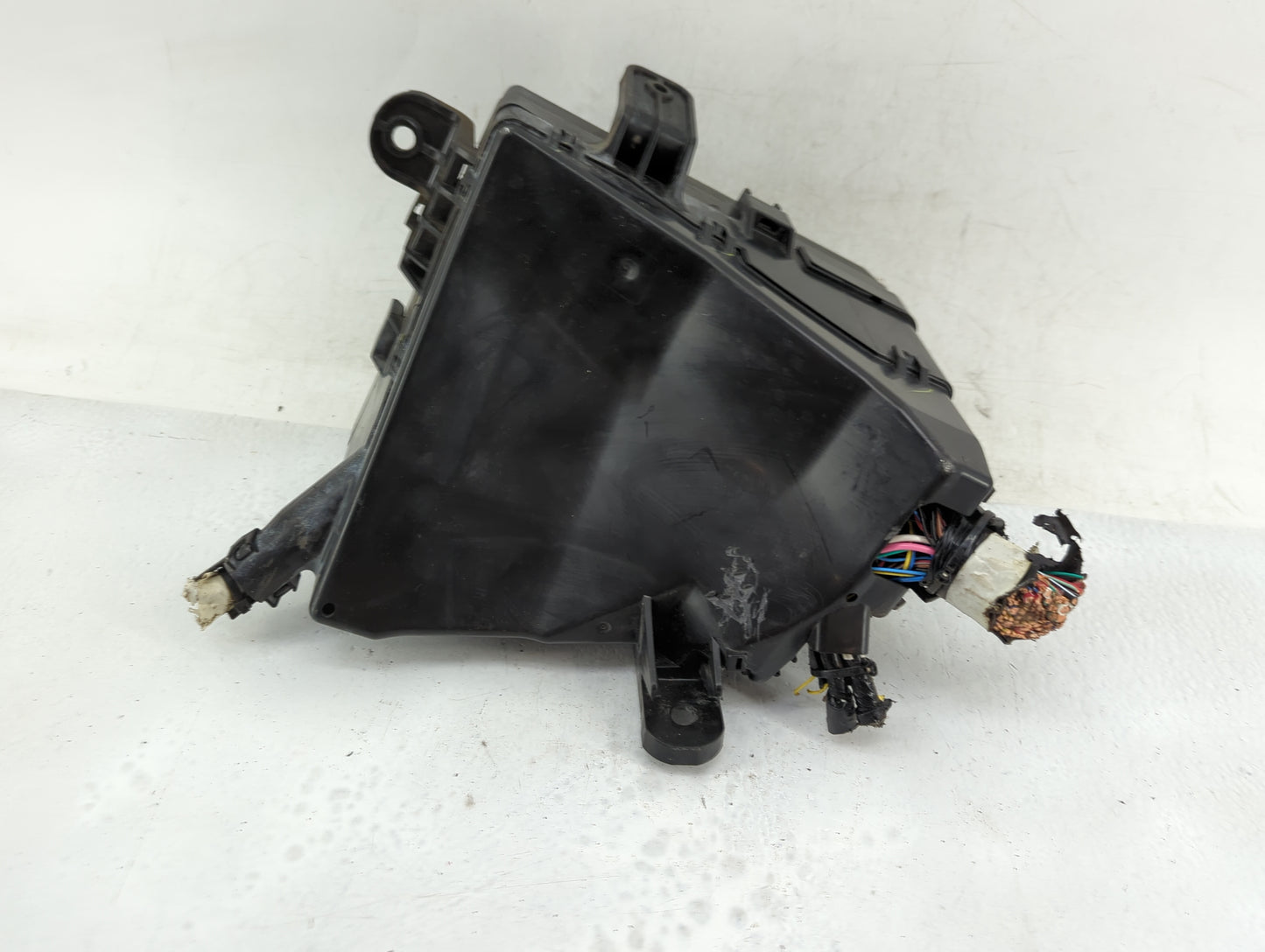 2020 Subaru Legacy Fusebox Fuse Box Panel Relay Module Fits OEM Used Auto Parts - Oemusedautoparts1.com