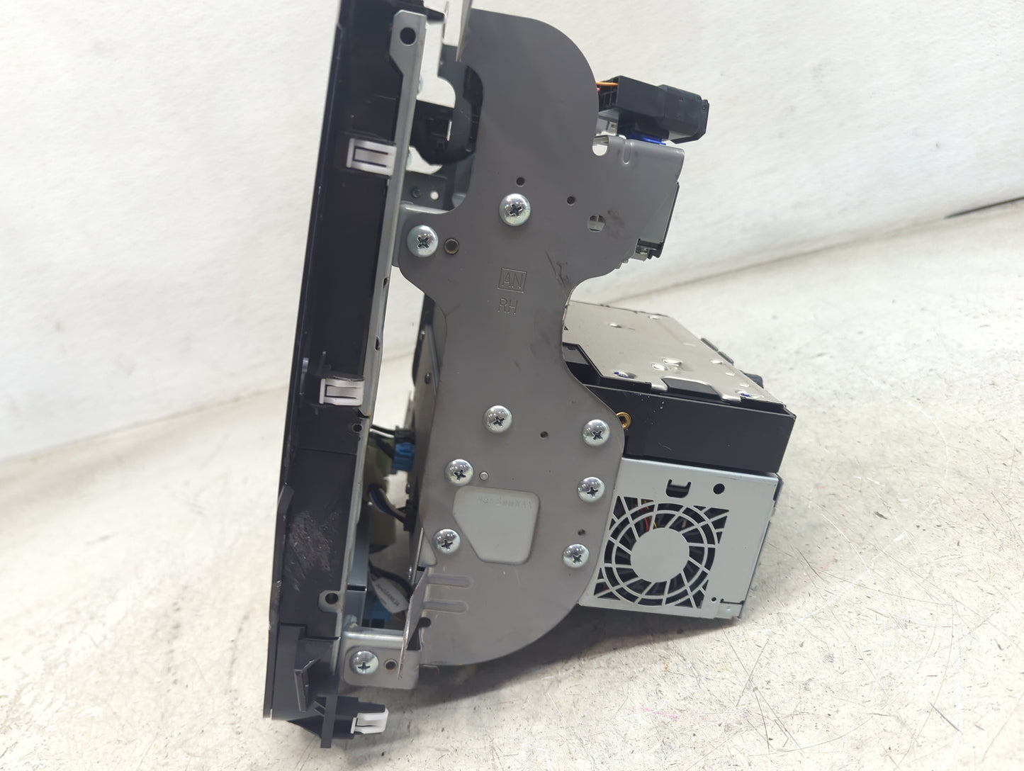 2020 Subaru Legacy Radio AM FM Cd Player Receiver Replacement P/N:82131AN00A EUV9SR057DD Fits OEM Used Auto Parts - Oemuseda