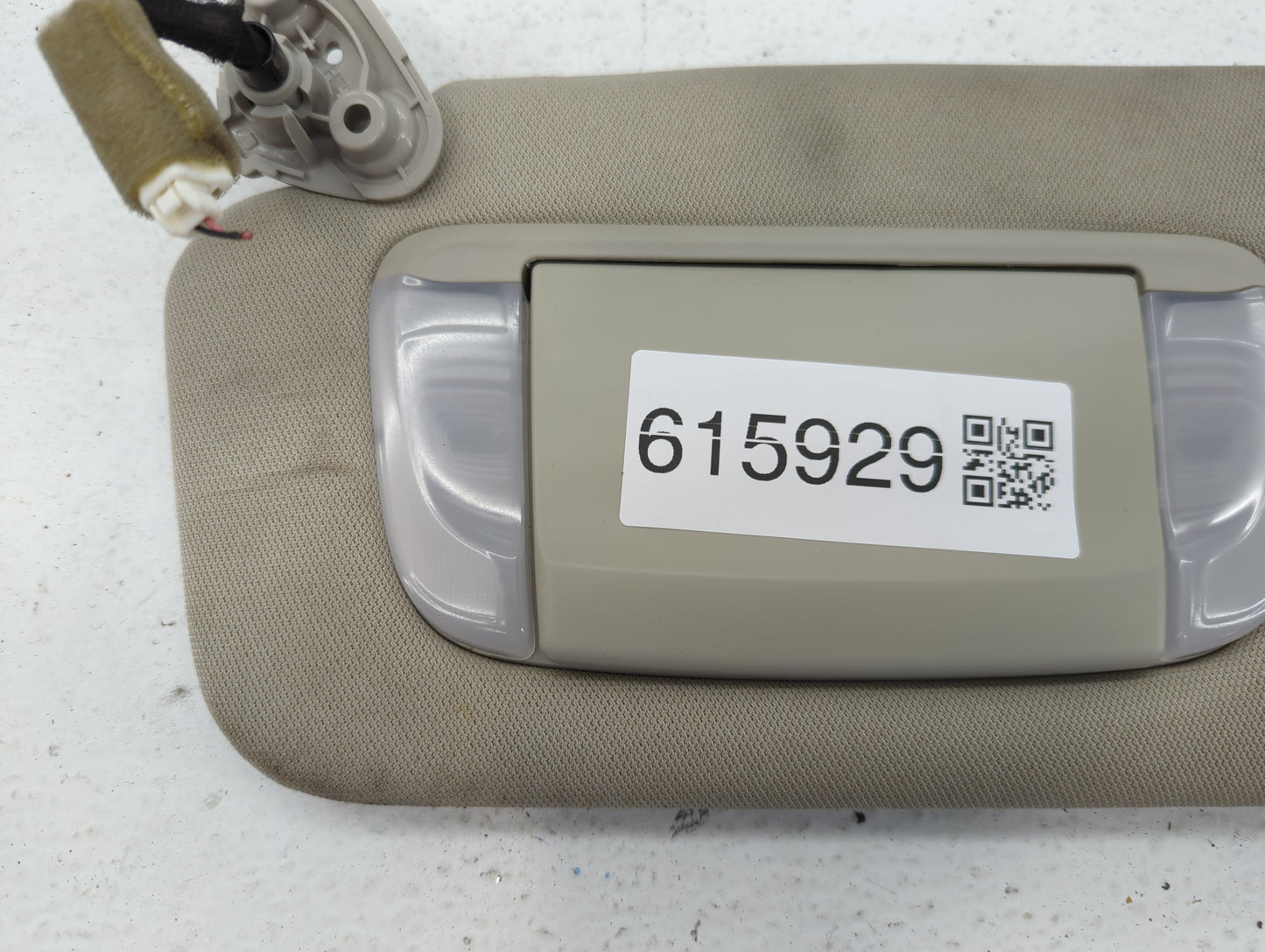 2020 Subaru Legacy Sun Visor Shade Replacement Driver Left Mirror Fits OEM Used Auto Parts - Oemusedautoparts1.com