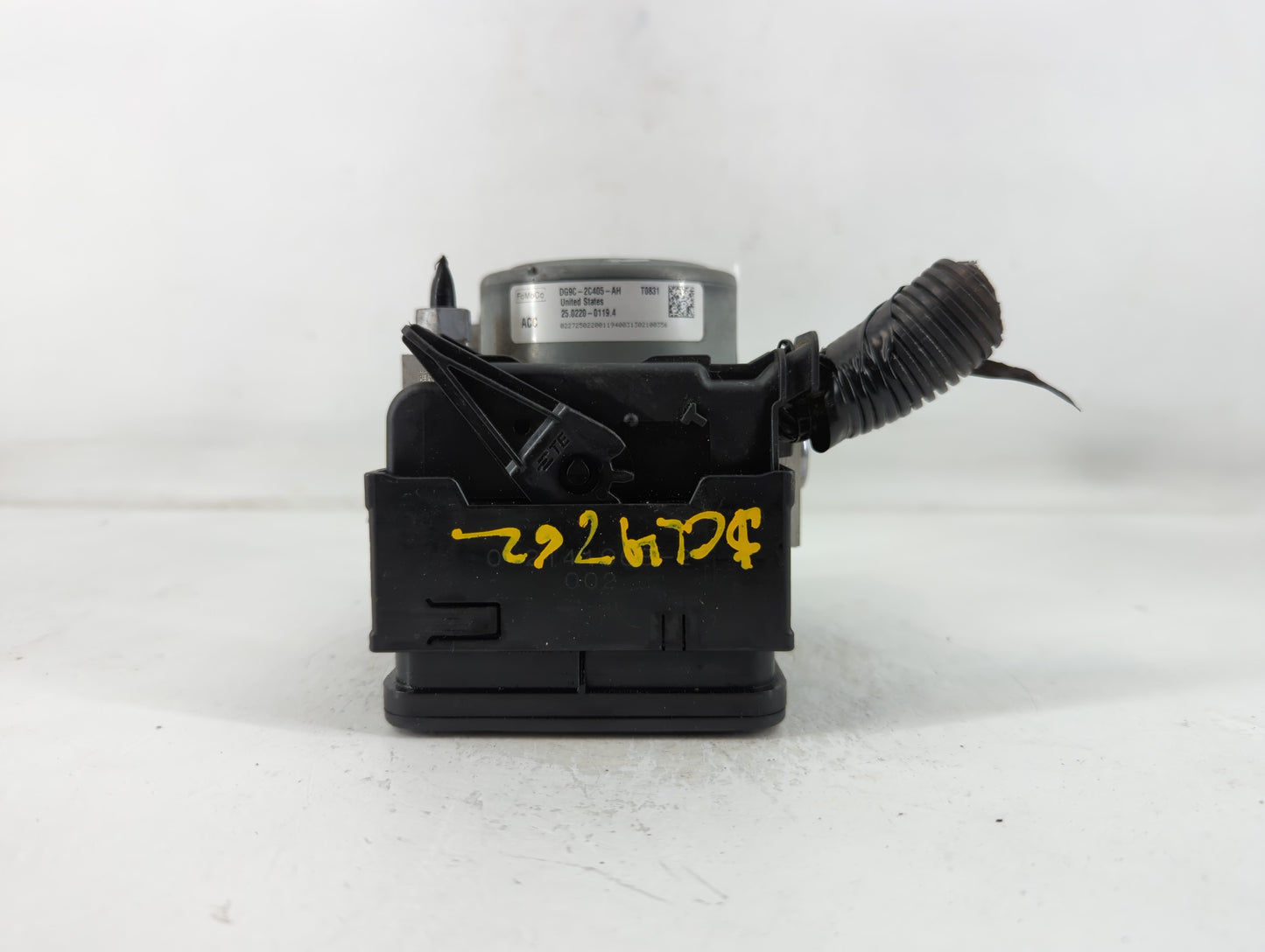 2020-2022 Subaru Legacy ABS Pump Control Module Replacement P/N:DG9C-2C405-AH Fits Fits 2020 2021 2022 OEM Used Auto Parts -