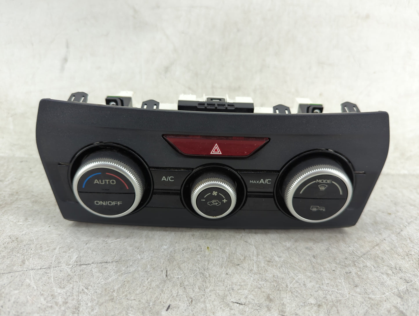 2020 Subaru Xv Climate Control Module Temperature AC/Heater Replacement P/N:72311FL750 Fits OEM Used Auto Parts - Oemusedaut