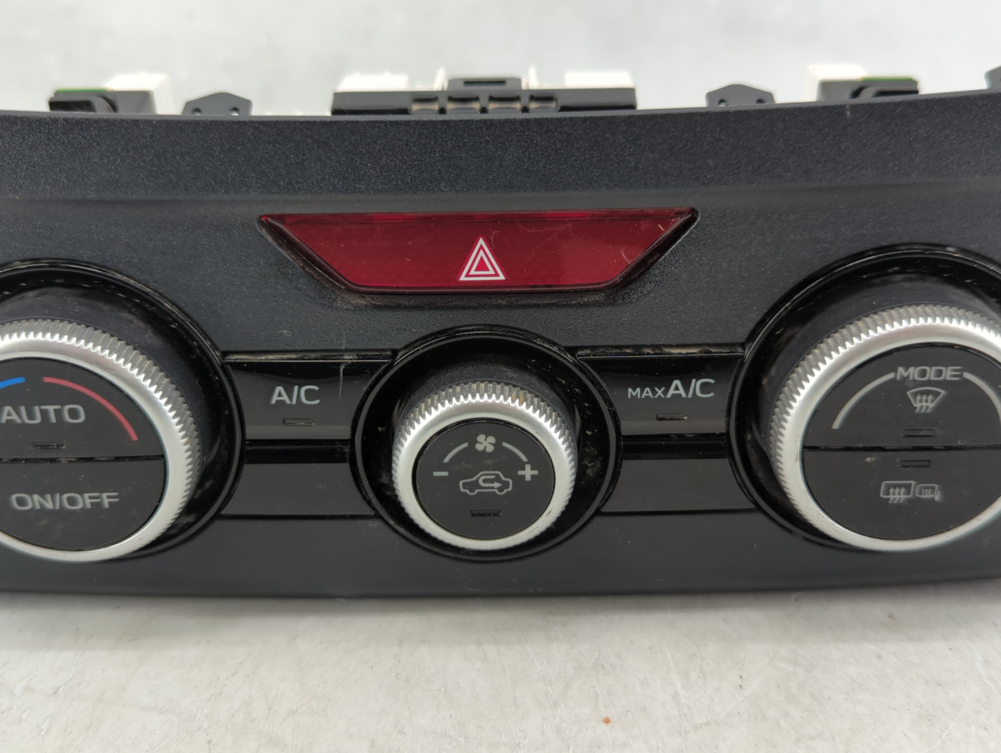 2020 Subaru Xv Climate Control Module Temperature AC/Heater Replacement P/N:72311FL750 237050-3491 Fits OEM Used Auto Parts 