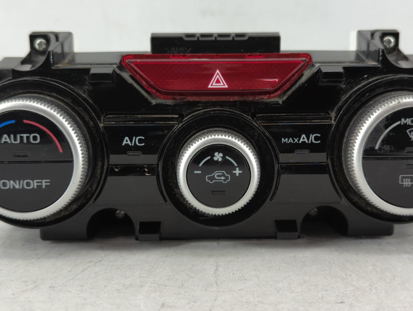 2020 Subaru Xv Climate Control Module Temperature AC/Heater Replacement P/N:72311FL750 Fits OEM Used Auto Parts - Oemusedaut