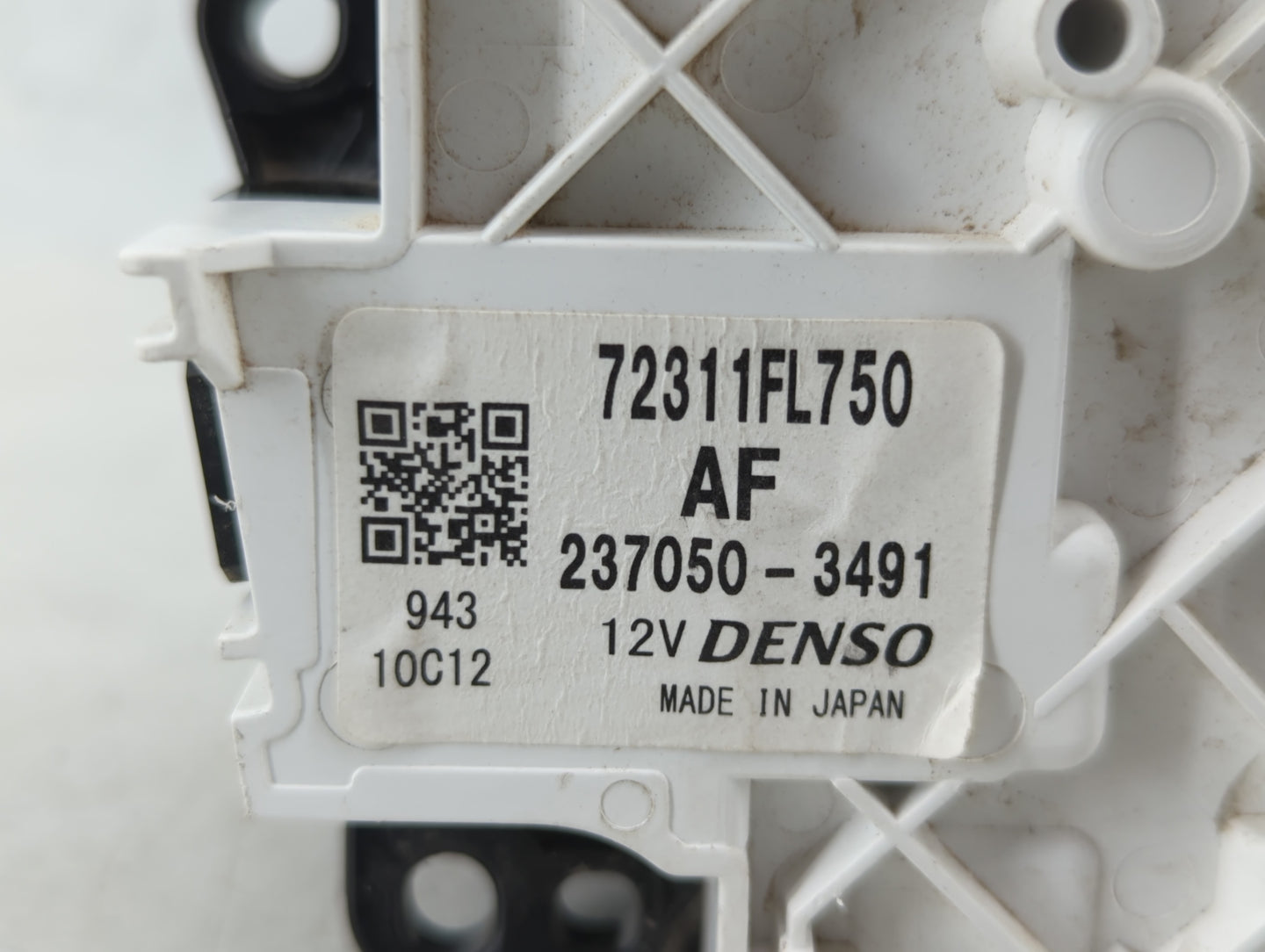 2020 Subaru Xv Climate Control Module Temperature AC/Heater Replacement P/N:72311FL750 Fits OEM Used Auto Parts - Oemusedaut