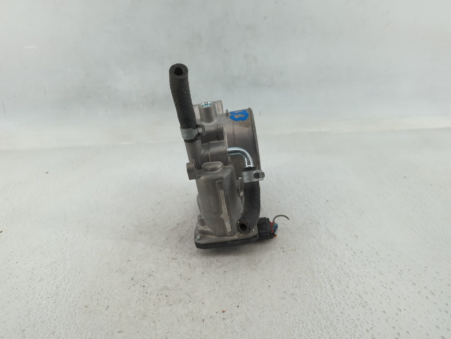 2020 Subaru Xv Crosstrek Throttle Body P/N:16112AA470 Fits Fits 2017 2018 2019 2021 2022 OEM Used Auto Parts - Oemusedautopa