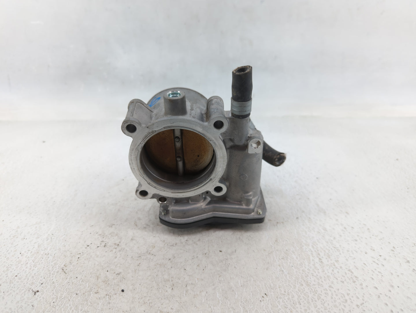 2020 Subaru Xv Crosstrek Throttle Body P/N:16112AA470 Fits Fits 2017 2018 2019 2021 2022 OEM Used Auto Parts - Oemusedautopa