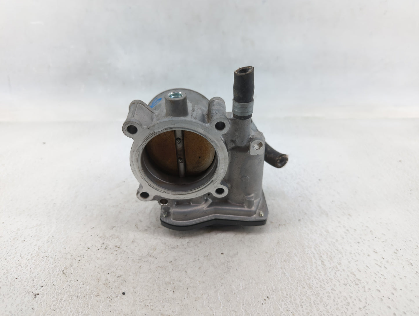 2020 Subaru Xv Crosstrek Throttle Body P/N:16112AA470 Fits Fits 2017 2018 2019 2021 2022 OEM Used Auto Parts - Oemusedautopa