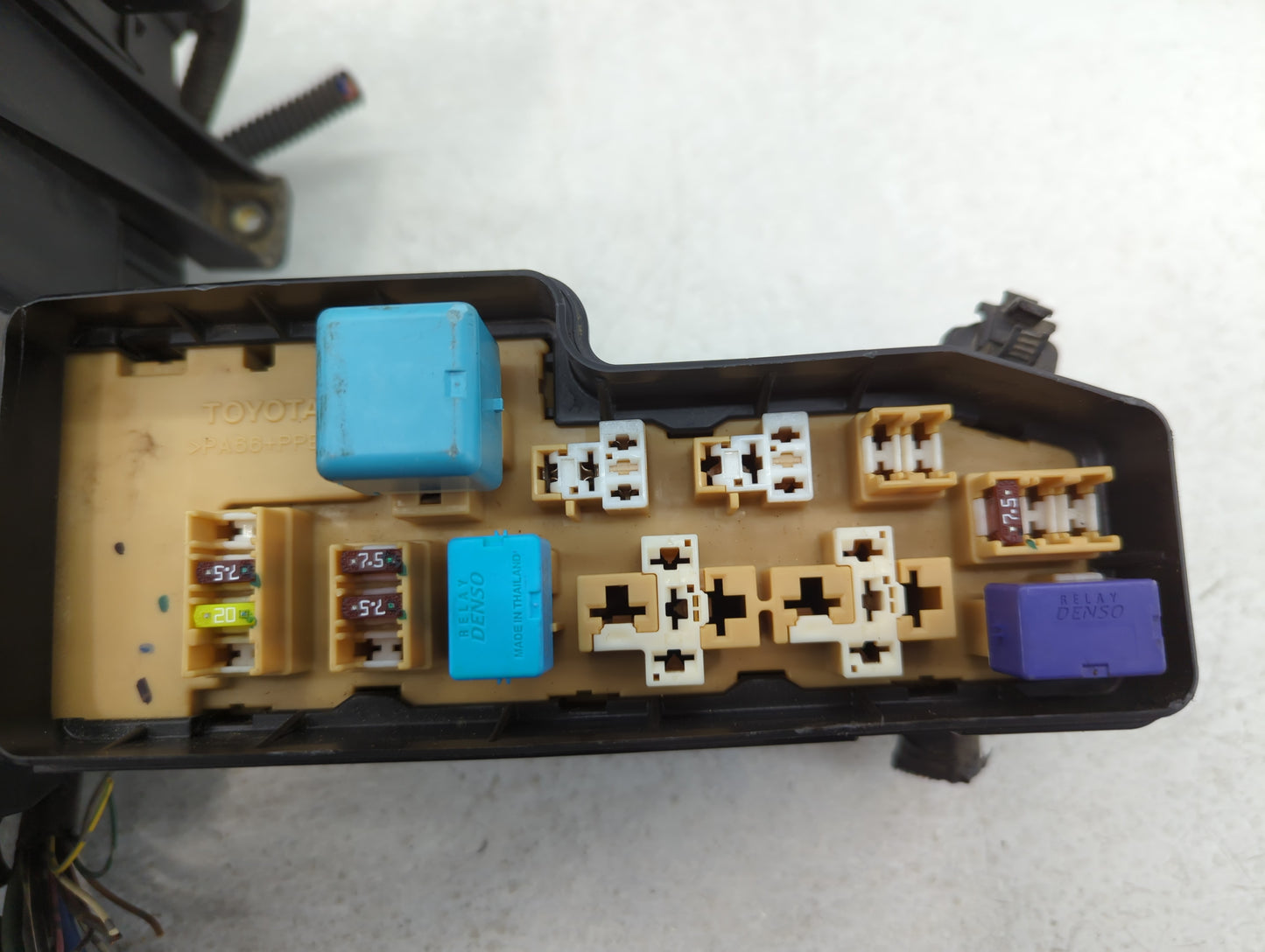 2017-2020 Toyota 86 Fusebox Fuse Box Panel Relay Module P/N:PP-T20+GF10 PA66+PPE Fits Fits 2017 2018 2019 2020 OEM Used Auto