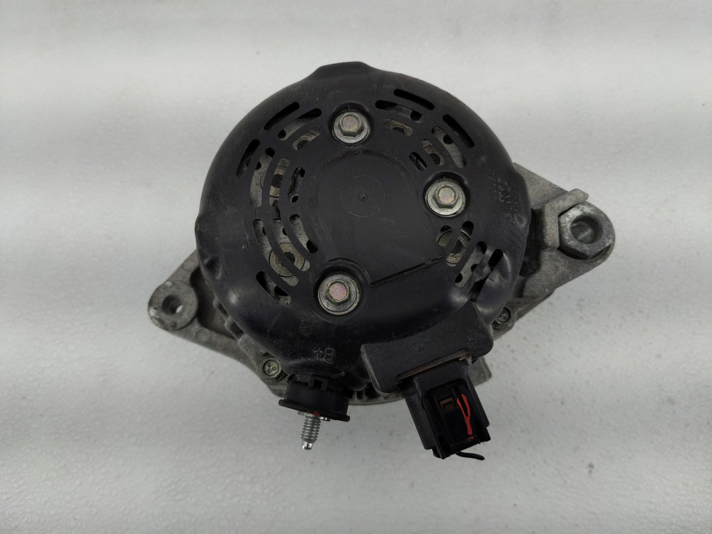2018-2022 Toyota C-Hr Alternator Replacement Generator Charging Assembly Engine OEM P/N:27060-0T370 Fits OEM Used Auto Parts