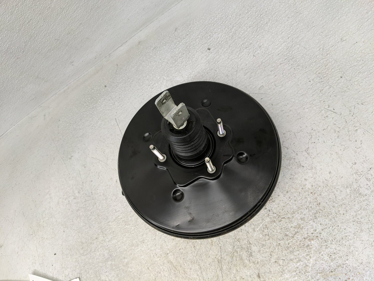 2020-2022 Toyota C-hr Power Brake Booster Oem - Oemusedautoparts1.com