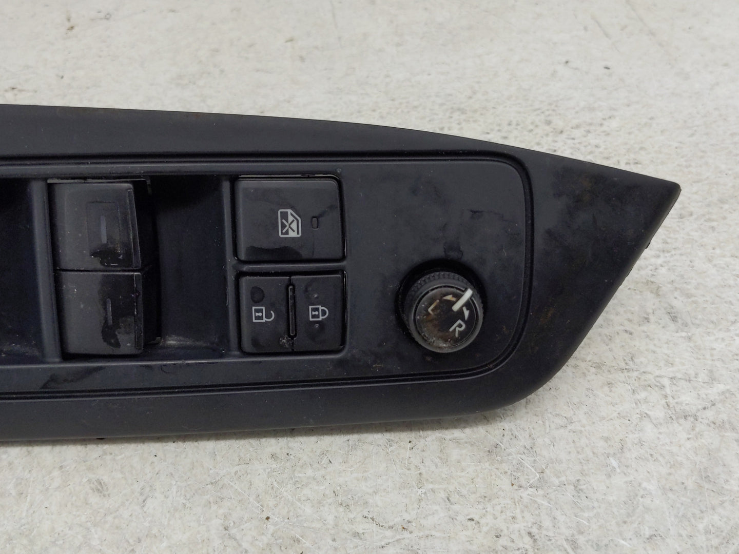 2018-2022 Toyota C-Hr Master Power Window Switch Replacement Driver Side Left P/N:581078 Fits Fits 2018 2019 2020 2021 2022 