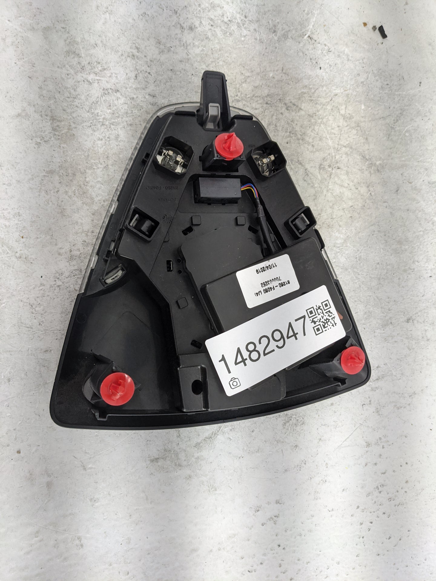 2020 Toyota C-hr Overhead Roof Console - Oemusedautoparts1.com