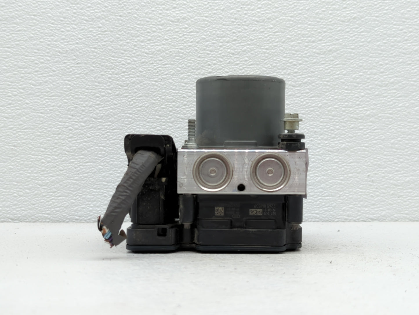 2020 Toyota C-Hr ABS Pump Control Module Replacement P/N:44545-10120 Fits OEM Used Auto Parts - Oemusedautoparts1.com