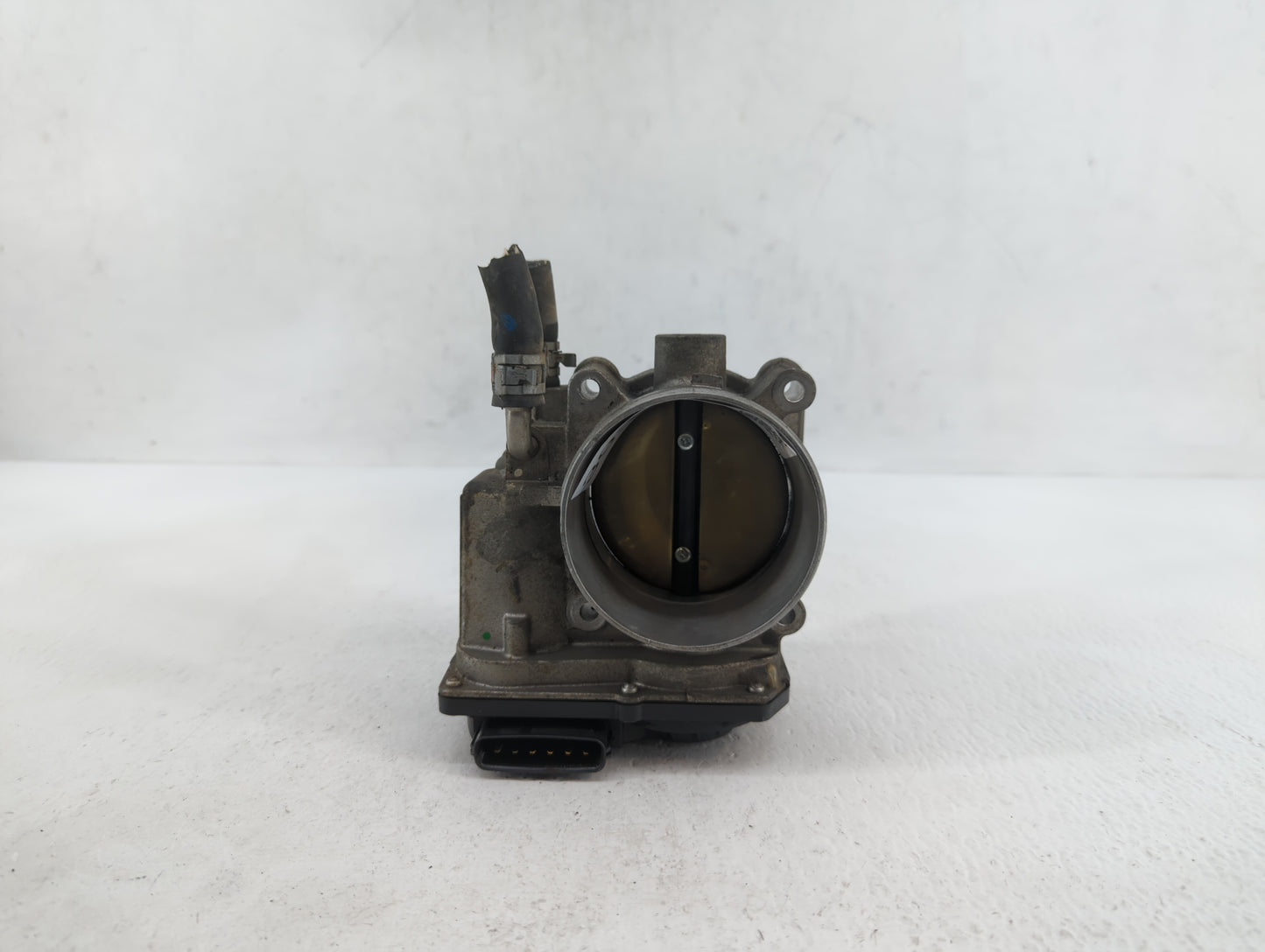 2020 Toyota C-Hr Throttle Body P/N:22030-0P050 22030-0T130, 22030-37040 Fits Fits 2013 2014 OEM Used Auto Parts - Oemusedaut