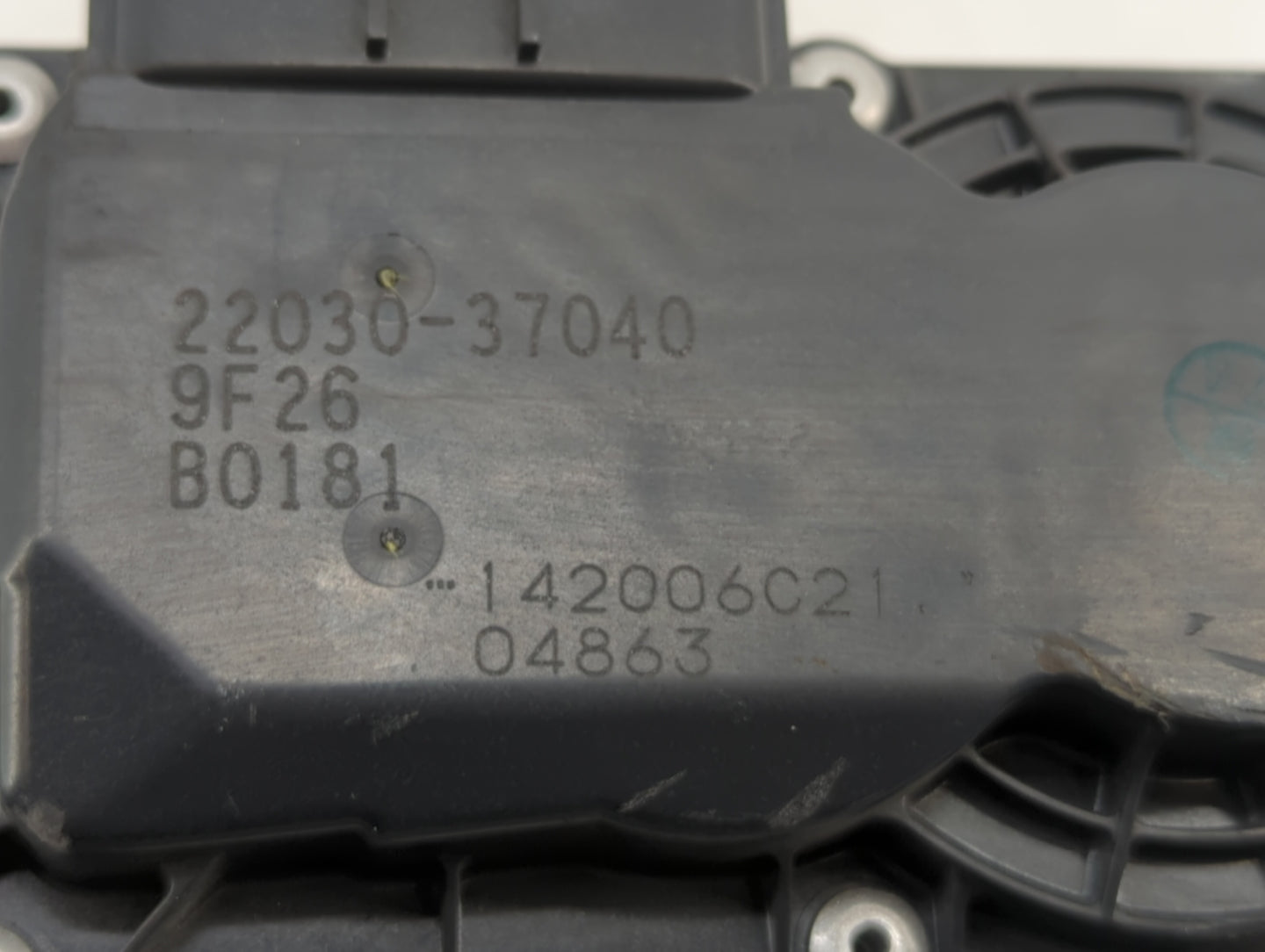 2020 Toyota C-Hr Throttle Body P/N:22030-0P050 22030-0T130, 22030-37040 Fits Fits 2013 2014 OEM Used Auto Parts - Oemusedaut