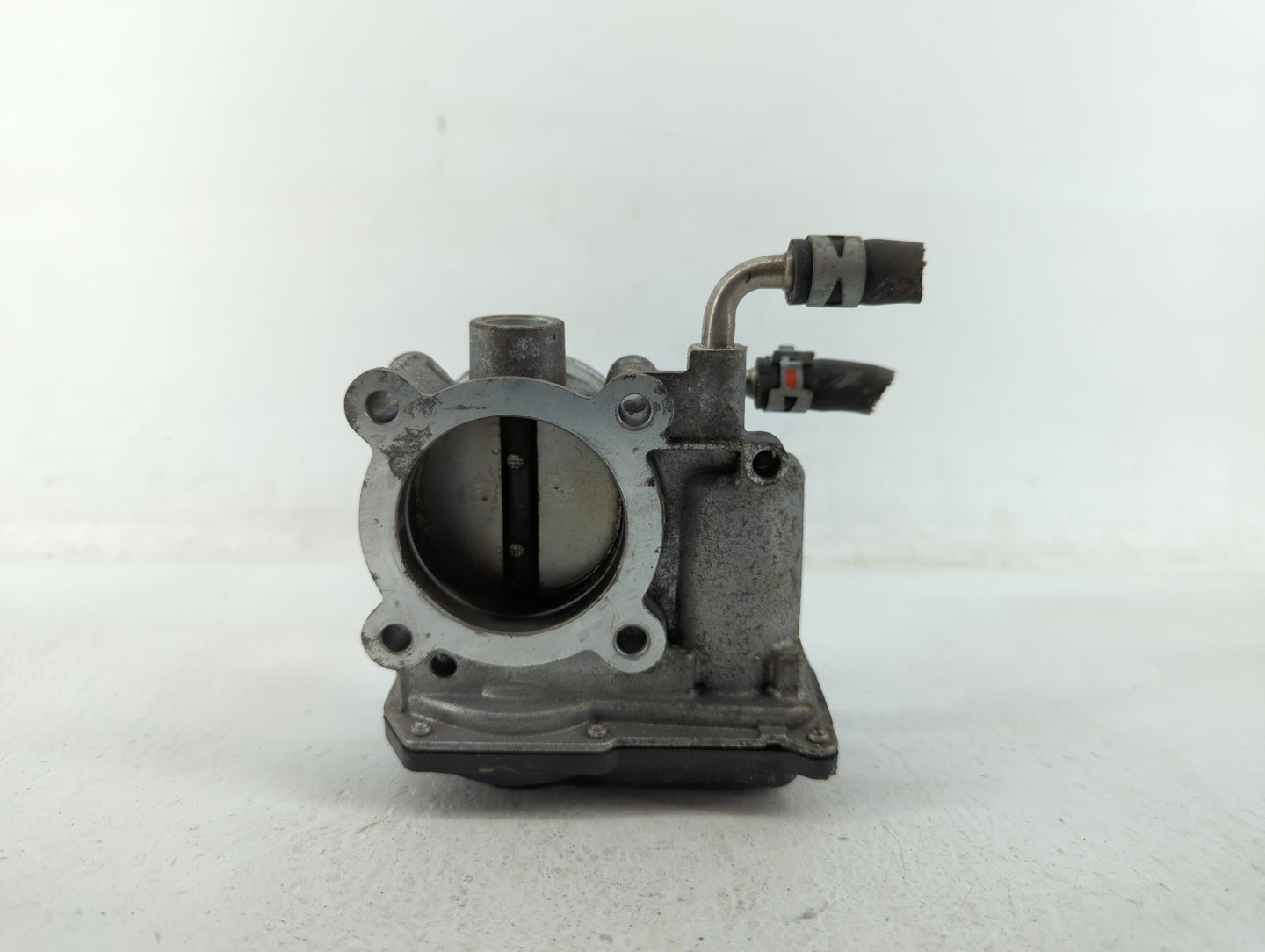 2018-2022 Toyota C-Hr Throttle Body P/N:22030-0P050 22030-0T130, 22030-37040 Fits Fits 2013 2014 2018 2019 2020 2021 2022 OE