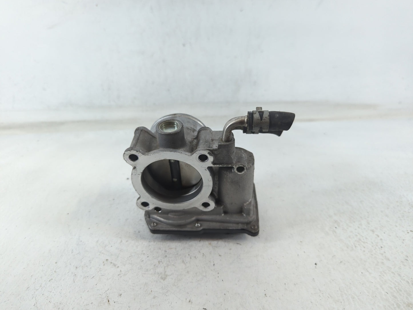 2018-2022 Toyota C-Hr Throttle Body P/N:22030-37040 Fits Fits 2013 2014 2018 2019 2020 2021 2022 OEM Used Auto Parts - Oemus