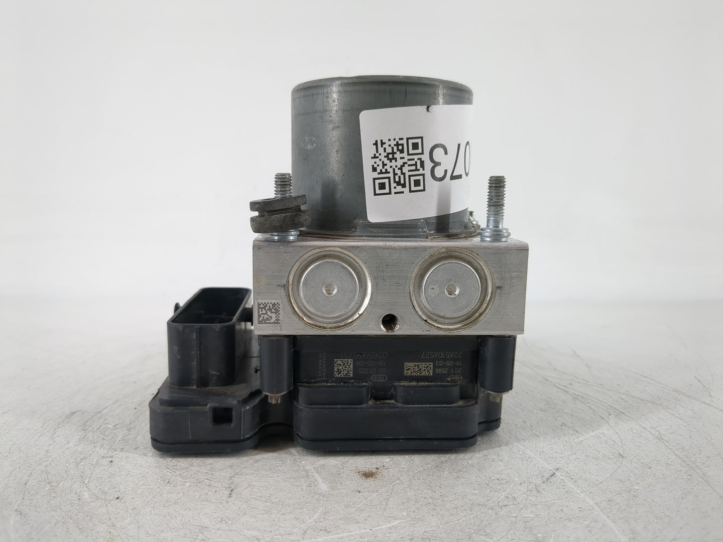 2018-2020 Toyota Camry ABS Pump Control Module Replacement P/N:44540-06290 970 140 Fits Fits 2018 2019 2020 OEM Used Auto Pa