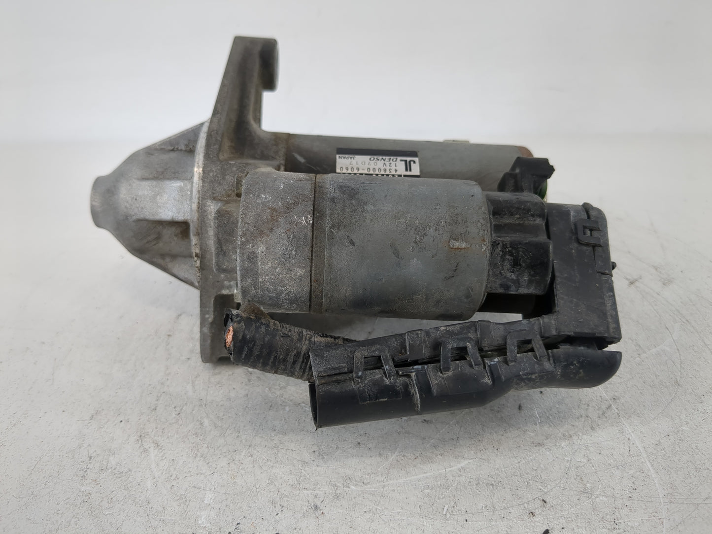 2018-2022 Toyota Camry Car Starter Motor Solenoid OEM P/N:28100-F0060 438000-6060 Fits Fits 2018 2019 2020 2021 2022 OEM Use