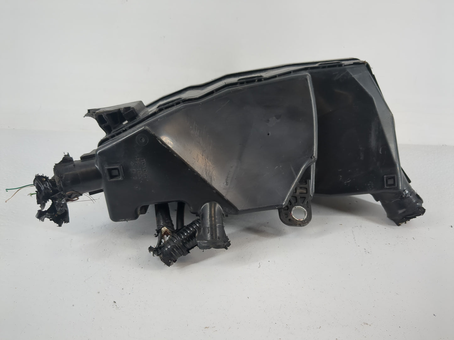 2018-2022 Toyota Camry Fusebox Fuse Box Panel Relay Module P/N:82662-06731 Fits Fits 2018 2019 2020 2021 2022 OEM Used Auto 
