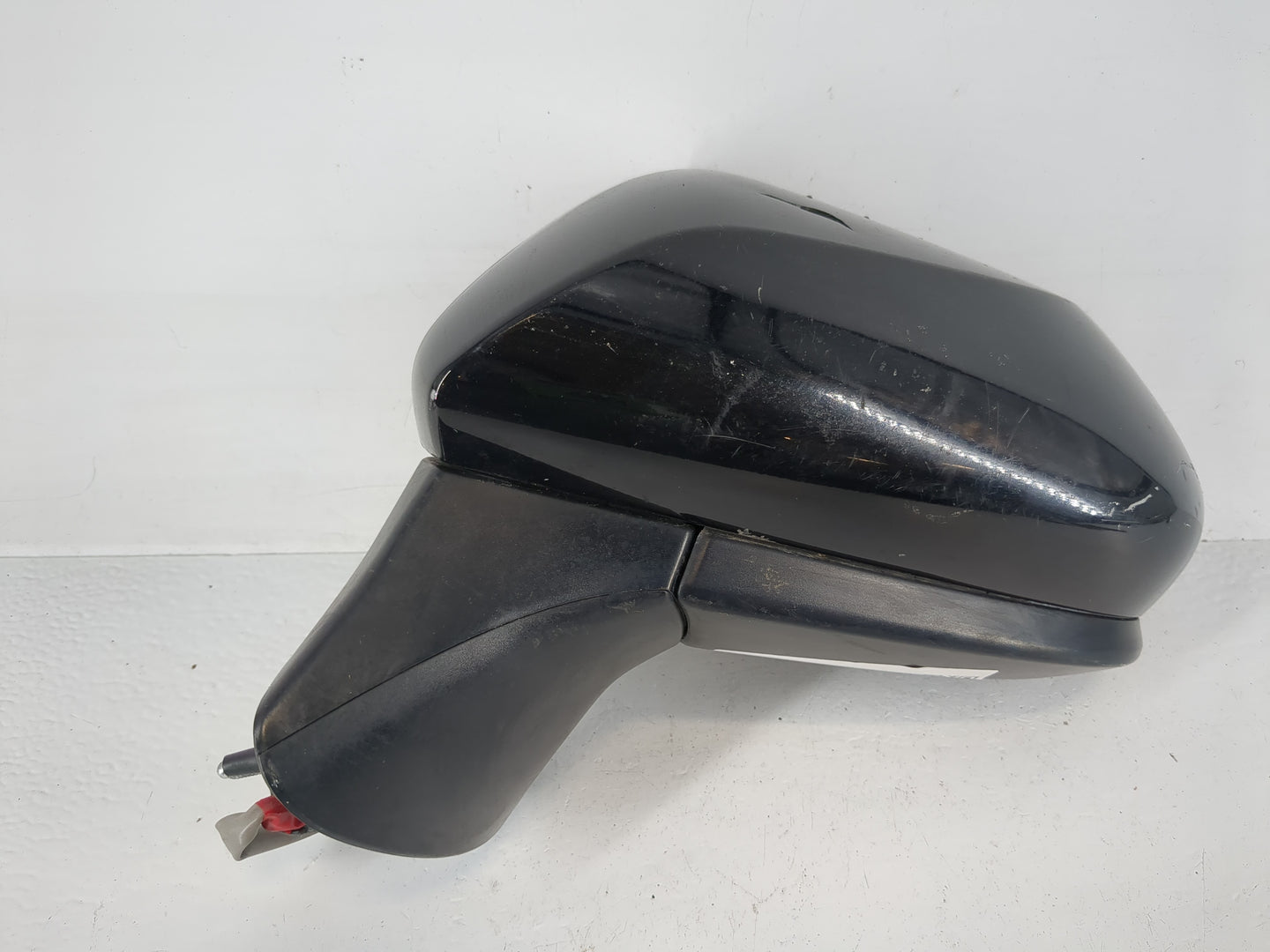 2018-2022 Toyota Camry Driver Side View Mirror - Left Door Mirror OEM Used - Oemusedautoparts1.com