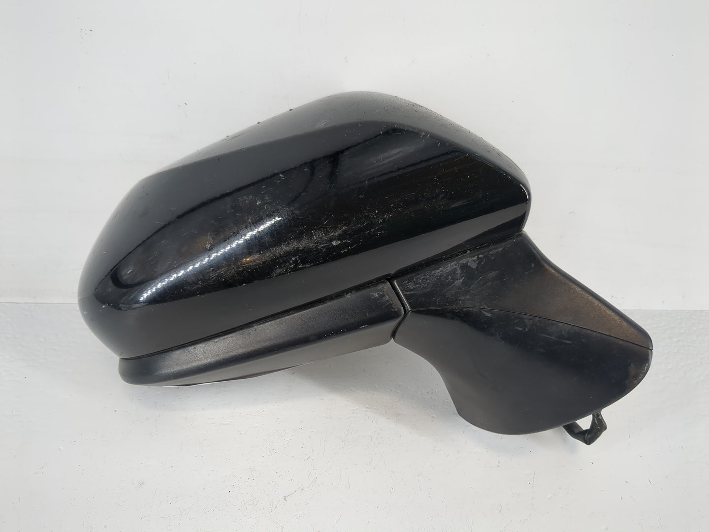 2018-2022 Toyota Camry Passenger Side View Mirror - Right Door Mirror OEM Used - Oemusedautoparts1.com