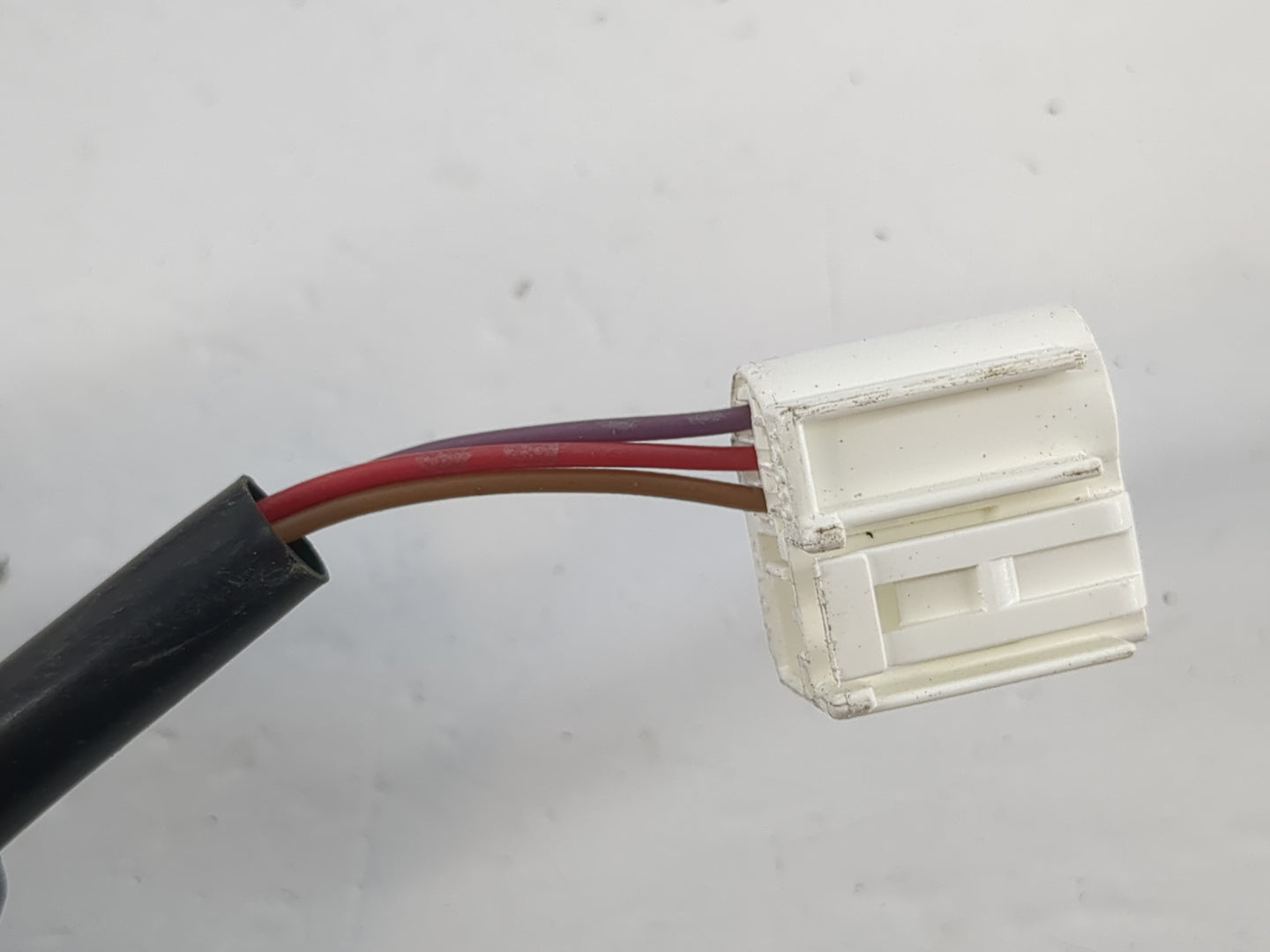 2018-2022 Toyota Camry Passenger Side View Mirror - Right Door Mirror OEM Used - Oemusedautoparts1.com