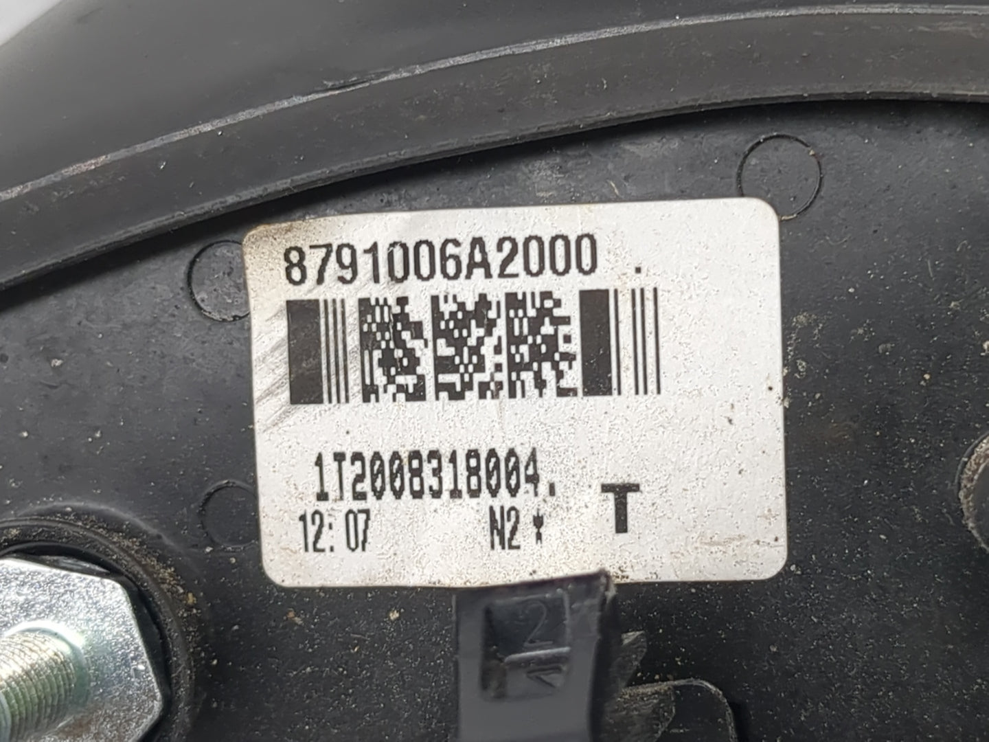 2018-2022 Toyota Camry Driver Side View Mirror - Left Door Mirror OEM Used - Oemusedautoparts1.com