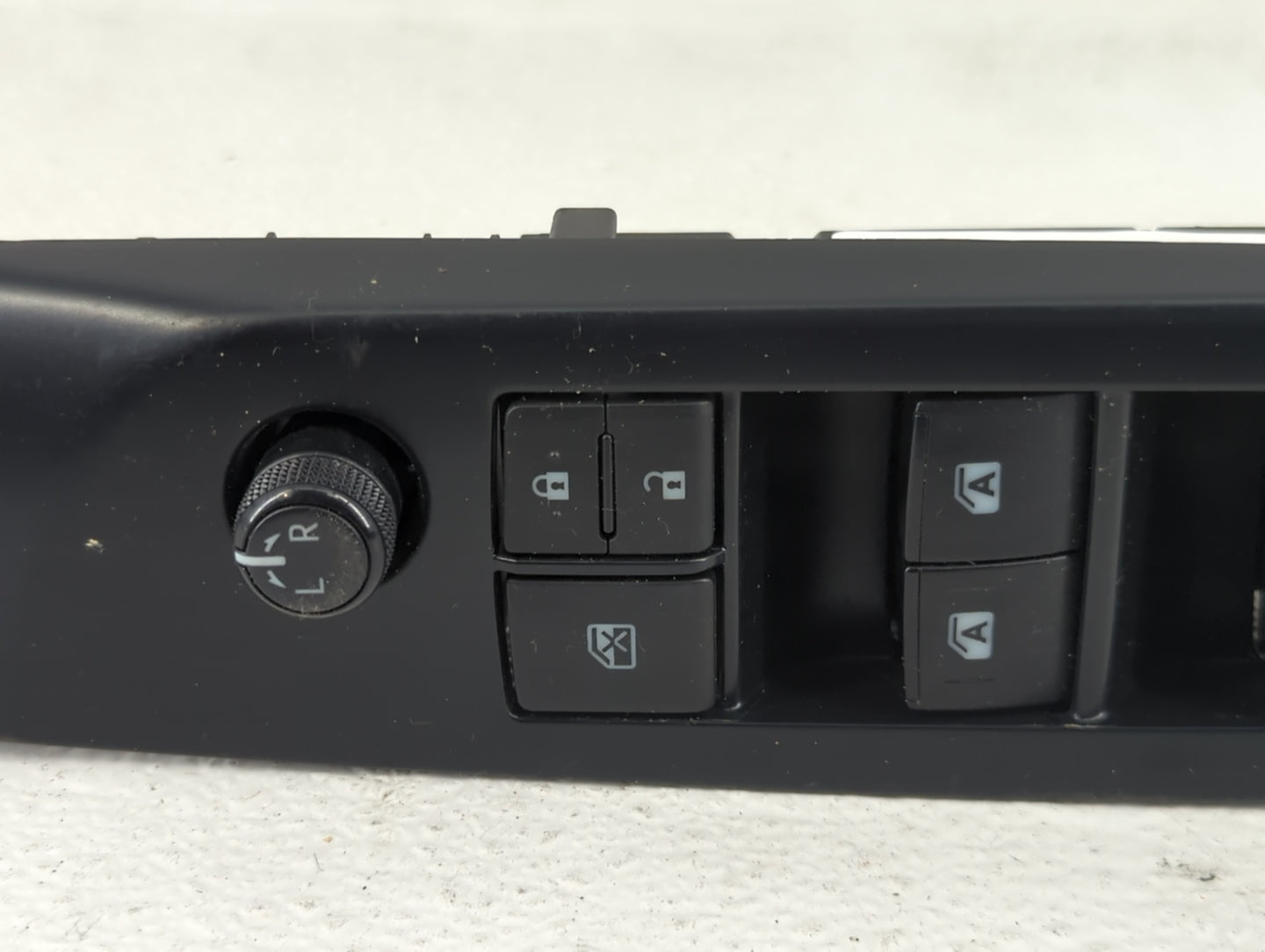 2018-2022 Toyota Camry Master Power Window Switch Replacement Driver Side Left P/N:84040-33170 Fits Fits 2018 2019 2020 2021