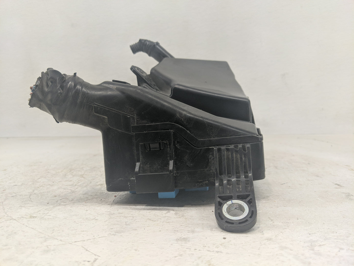 2018-2022 Toyota Camry Fusebox Fuse Box Panel Relay Module Fits Fits 2018 2019 2020 2021 2022 OEM Used Auto Parts - Oemuseda