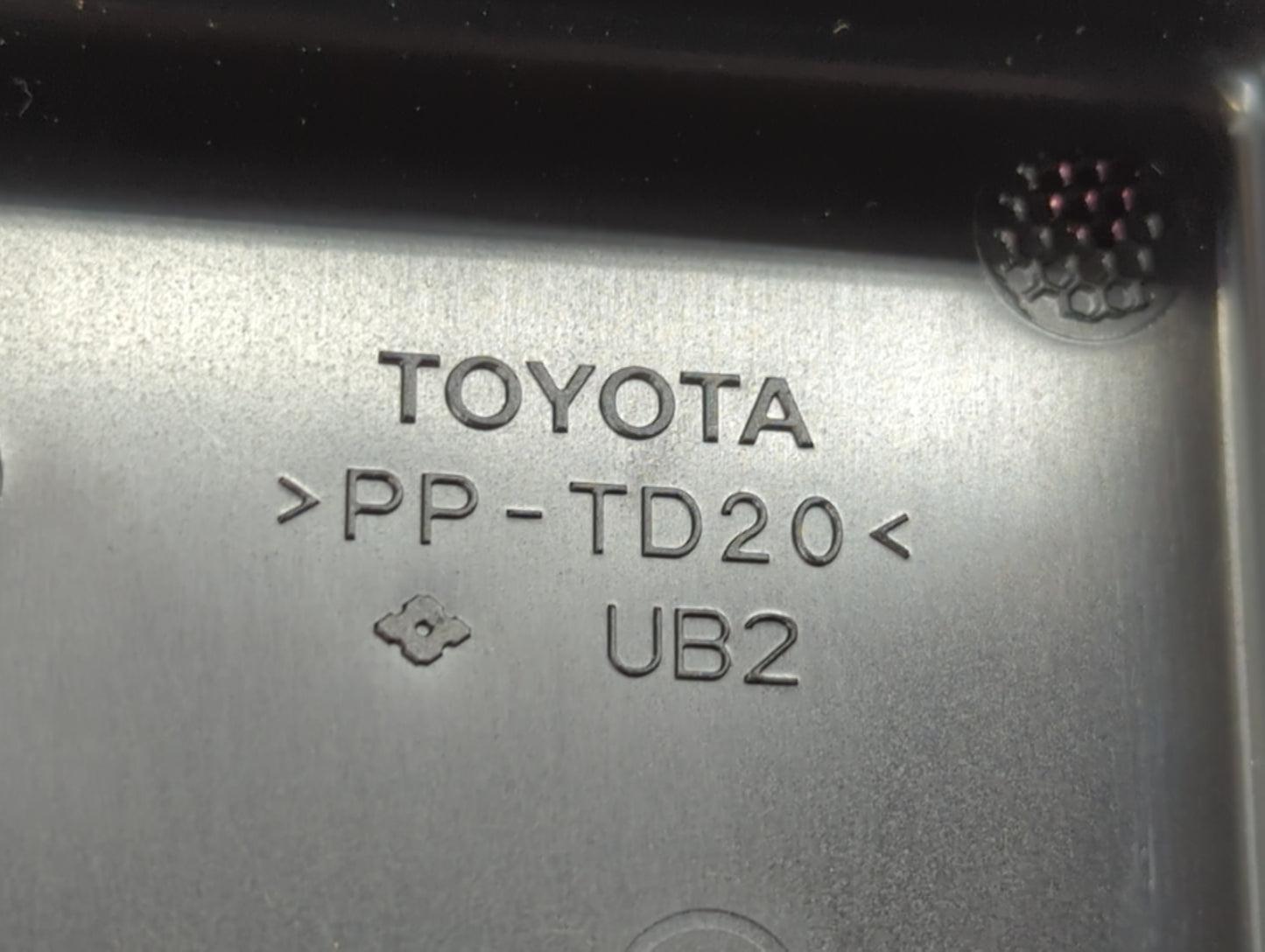 2018-2022 Toyota Camry Fusebox Fuse Box Panel Relay Module Fits Fits 2018 2019 2020 2021 2022 OEM Used Auto Parts - Oemuseda