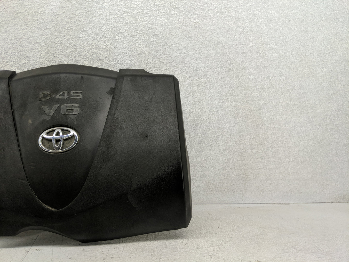 2020 Toyota Camry Engine Cover - Oemusedautoparts1.com