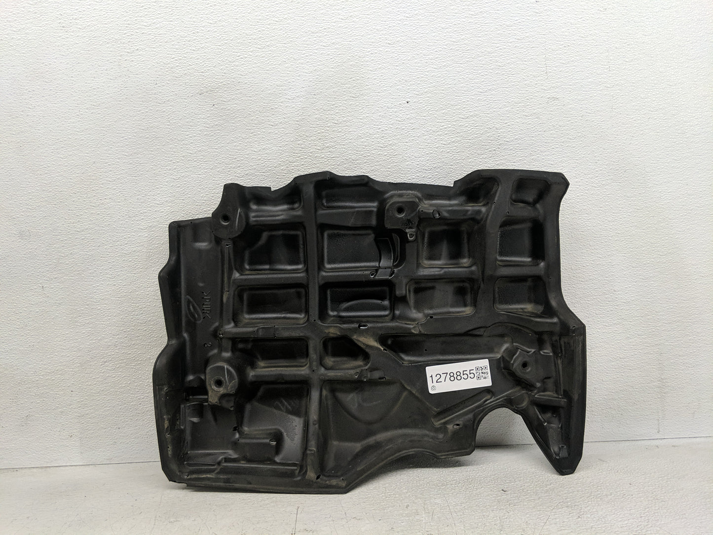 2020 Toyota Camry Engine Cover - Oemusedautoparts1.com