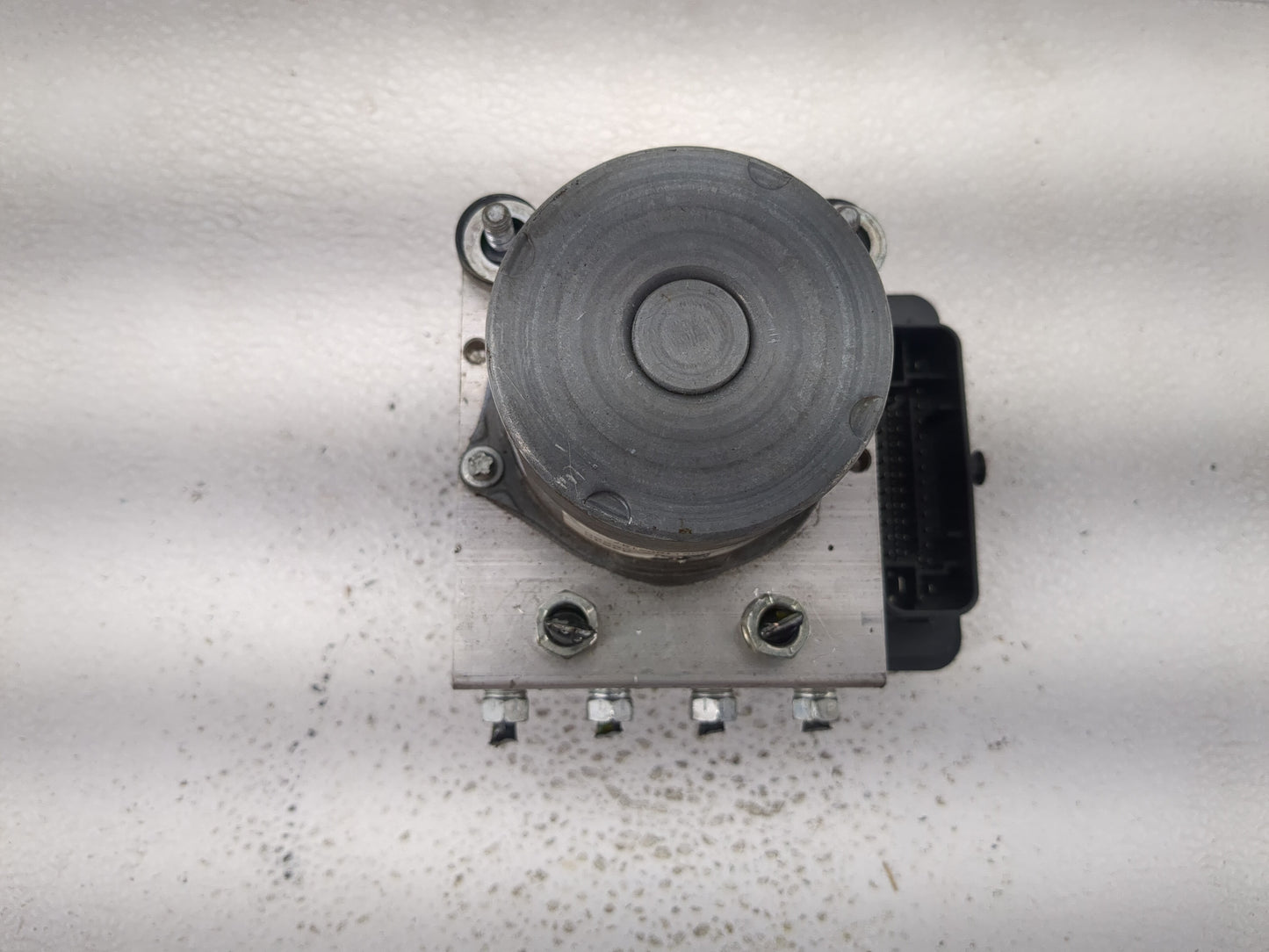 2018-2020 Toyota Camry ABS Pump Control Module Replacement Fits Fits 2018 2019 2020 OEM Used Auto Parts - Oemusedautoparts1.