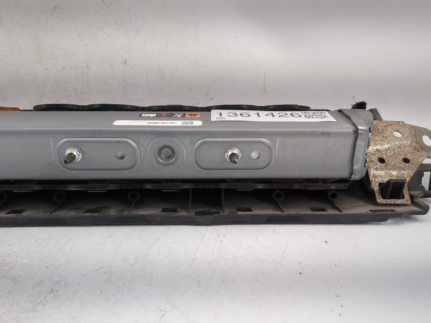 2018-2022 Toyota Camry Air Bag Passenger Right Dashboard OEM Fits Fits 2018 2019 2020 2021 2022 OEM Used Auto Parts - Oemuse