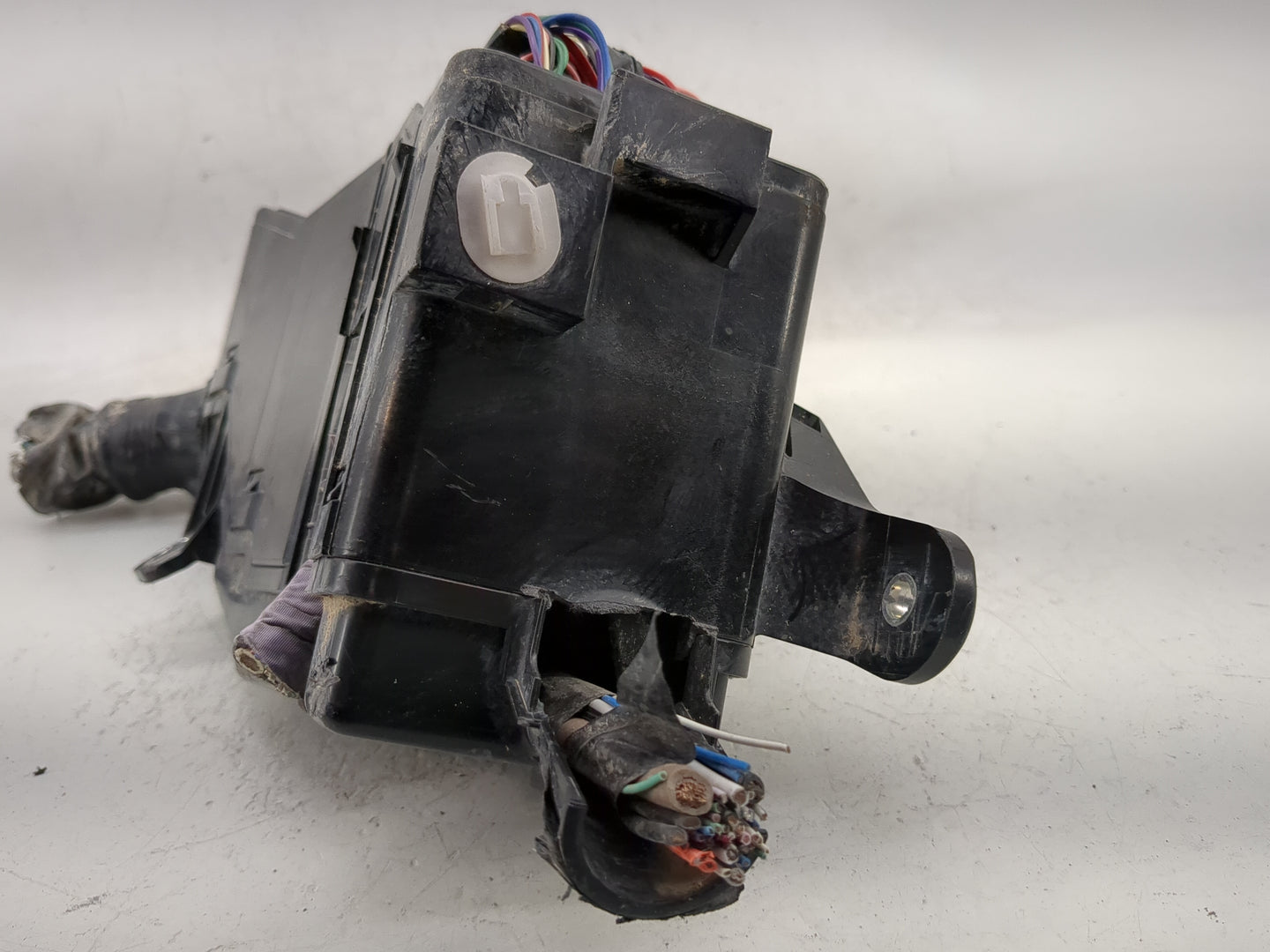 2018-2022 Toyota Camry Fusebox Fuse Box Panel Relay Module P/N:82662-06730 Fits Fits 2018 2019 2020 2021 2022 OEM Used Auto 