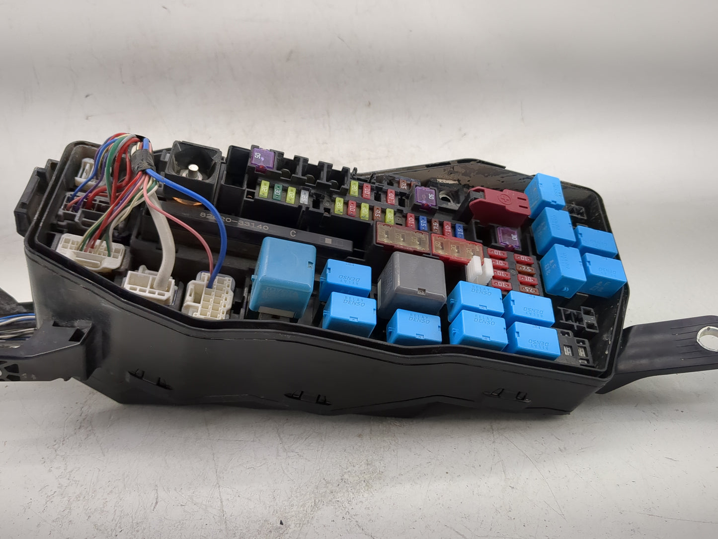 2018-2022 Toyota Camry Fusebox Fuse Box Panel Relay Module P/N:82662-06730 Fits Fits 2018 2019 2020 2021 2022 OEM Used Auto 